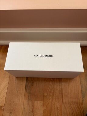 GENTLE MONSTER White Logo Sunglasses Box